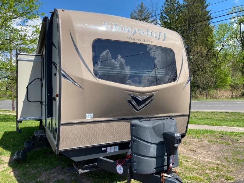 2018 Flagstaff Super Lite 23FBDS by Forest River from Fretz RV in Souderton, Pennsylvania