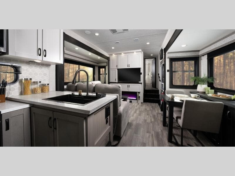 2027 Seismic 413 by Jayco from Fretz RV in Souderton, Pennsylvania