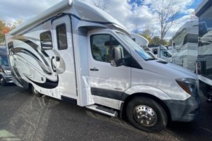 2016 Renegade Villagio 25QRS