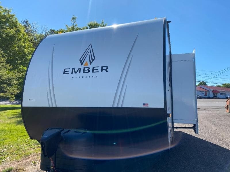 2026 Ember RV E-Series 22MLQ