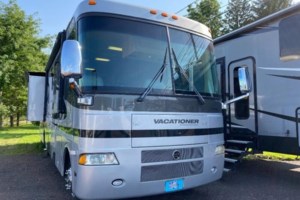 2004 Holiday Rambler Vacationer 34 SBD