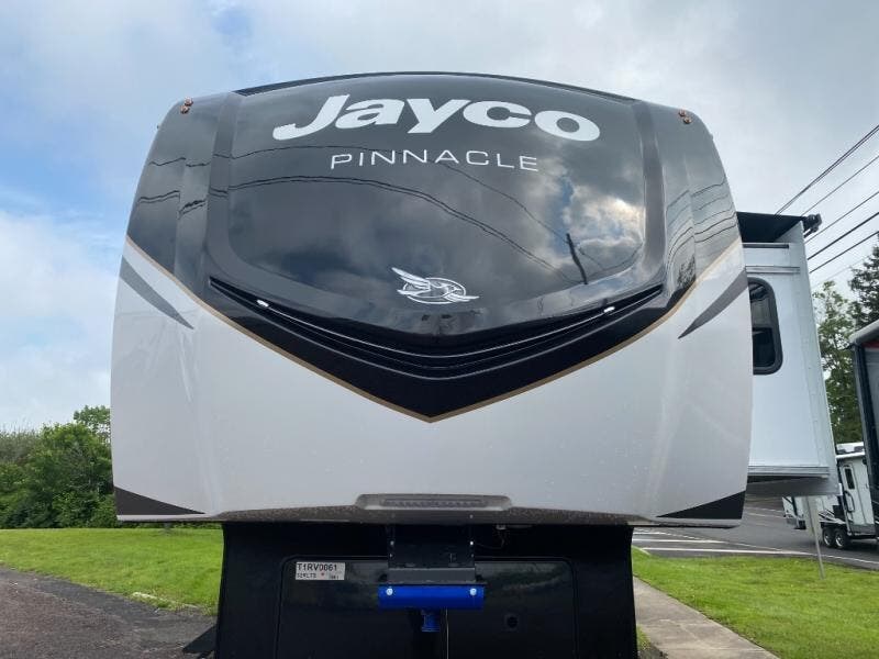 New 2026 Jayco Pinnacle TRL. available in Souderton, Pennsylvania