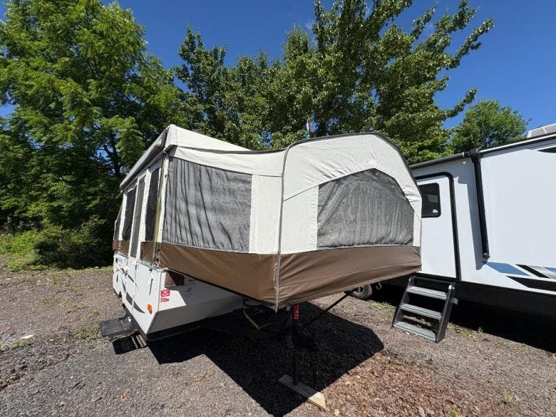 2016 Rockwood Freedom Series 1940LTD by Rockwood from Fretz RV in Souderton, Pennsylvania