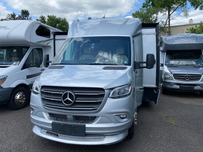 Used 2023 Airstream Atlas Murphy Suite available in Souderton, Pennsylvania