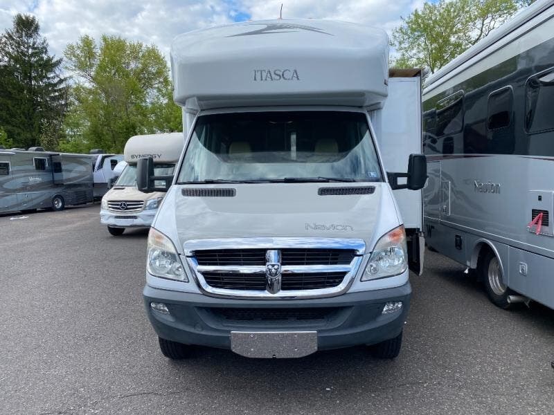 Used 2010 Itasca Navion MTRH. available in Souderton, Pennsylvania