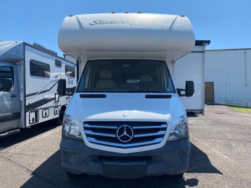 Used 2016 Forest River Sunseeker MBS MTRH available in Souderton, Pennsylvania