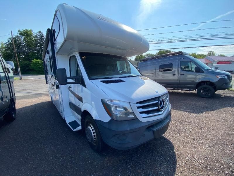 Used 2016 Forest River Sunseeker MBS MTRH. available in Souderton, Pennsylvania