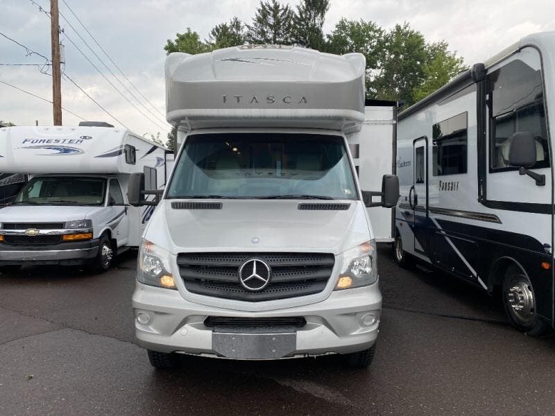 2015 Navion MTRH. by Itasca from Fretz RV in Souderton, Pennsylvania