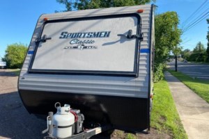 2019 K-Z Sportsmen Classic 160QB