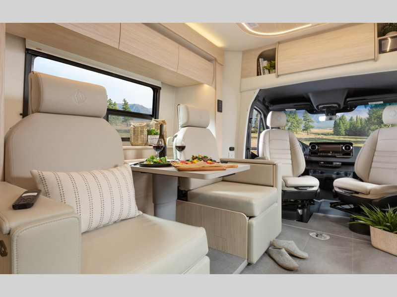 New 2027 Leisure Travel Unity U24CB available in Souderton, Pennsylvania