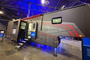 2027 Jayco Seismic 413