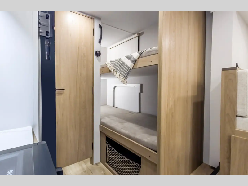 New 2027 Winnebago Micro Minnie 2200MBH available in Souderton, Pennsylvania