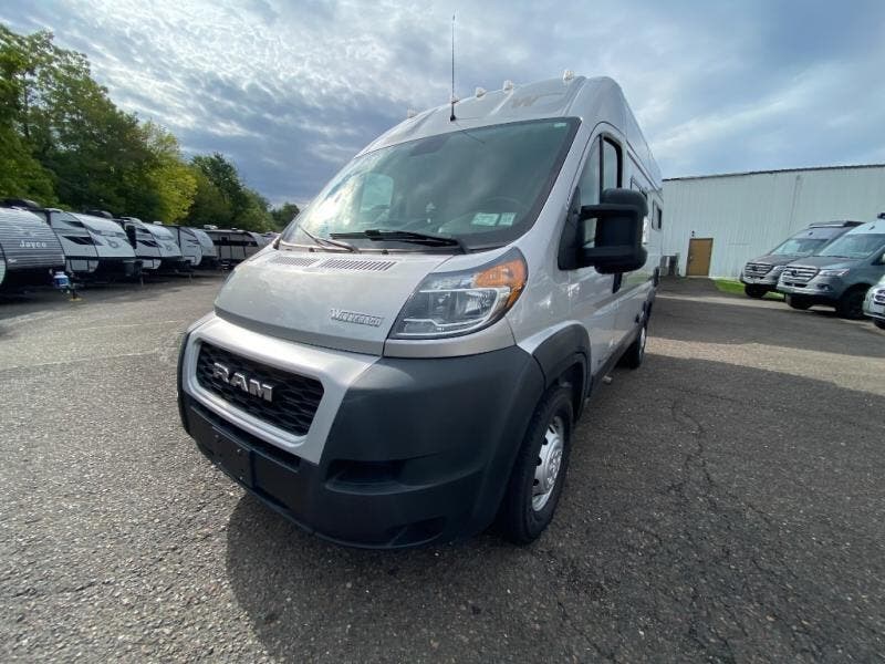 2022 Winnebago Solis Pocket 36A