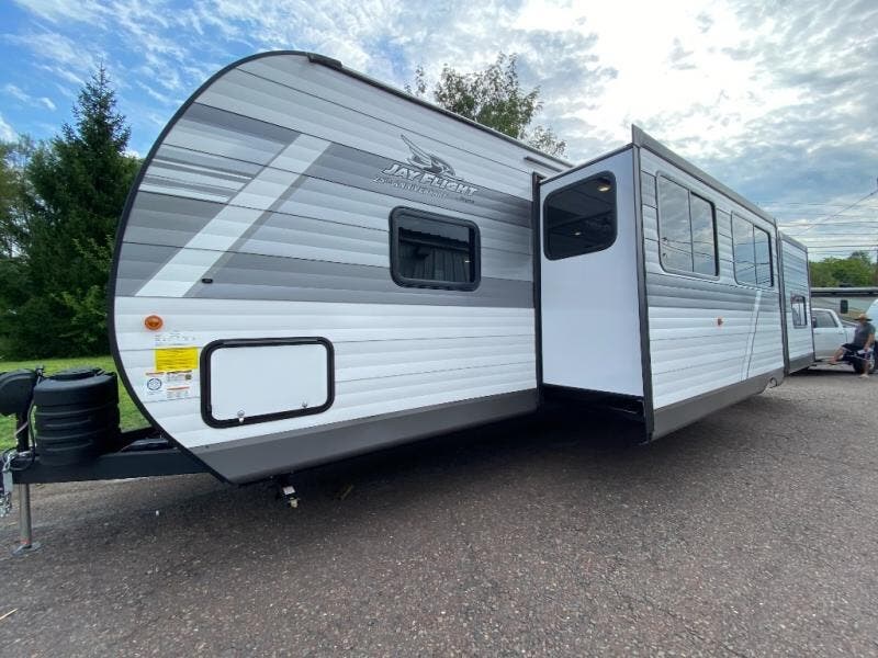 2027 Jay Flight 321BDS by Jayco from Fretz RV in Souderton, Pennsylvania