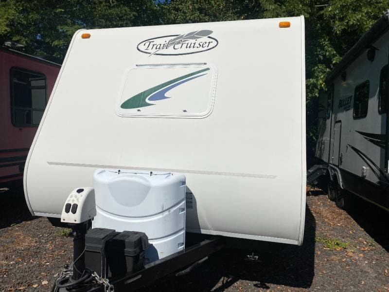 Used 2004 Travel Lite Trail Cruiser 26QBH available in Souderton, Pennsylvania