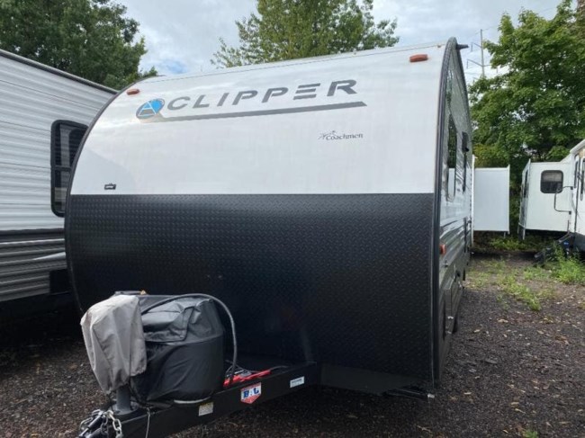 2022 Coachmen Clipper Ultra-Lite 182DBU