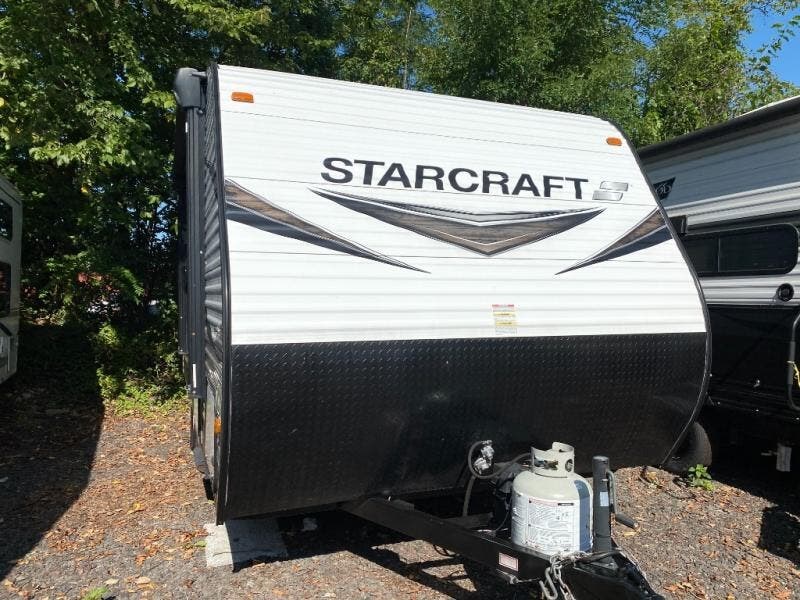 Used 2020 Starcraft Autumn Ridge Single Axle 171RD available in Souderton, Pennsylvania