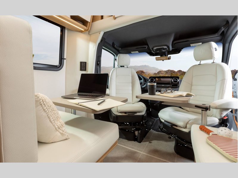 New 2027 Leisure Travel Unity U24TBX available in Souderton, Pennsylvania