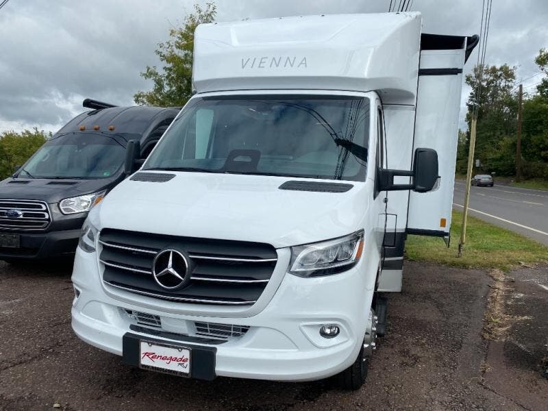 2027 Renegade RV Vienna 25DLN