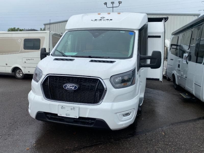 2027 Wonder FX Desk by Leisure Travel from Fretz RV in Souderton, Pennsylvania