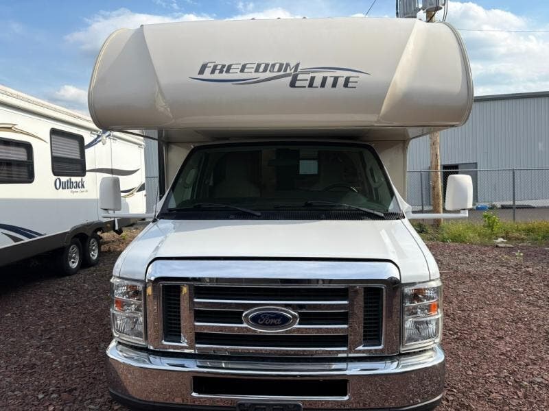 2019 Freedom Elite 26HE by Thor Motor Coach from Fretz RV in Souderton, Pennsylvania