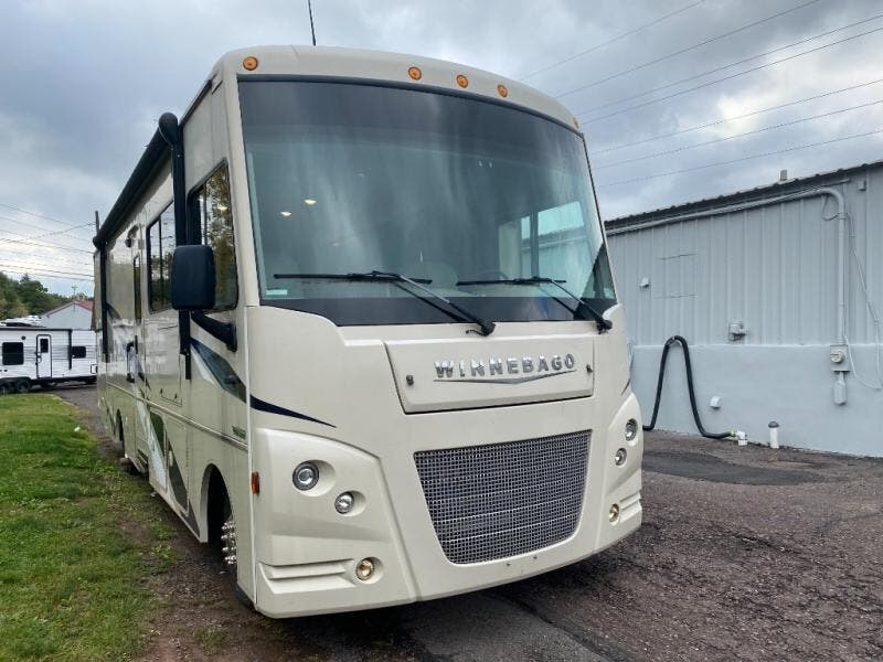 Used 2022 Winnebago Sunstar 31B available in Souderton, Pennsylvania