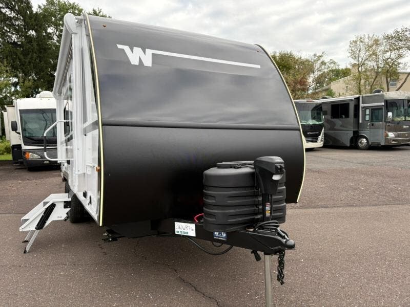 New 2027 Winnebago Micro Minnie 2200TBH available in Souderton, Pennsylvania