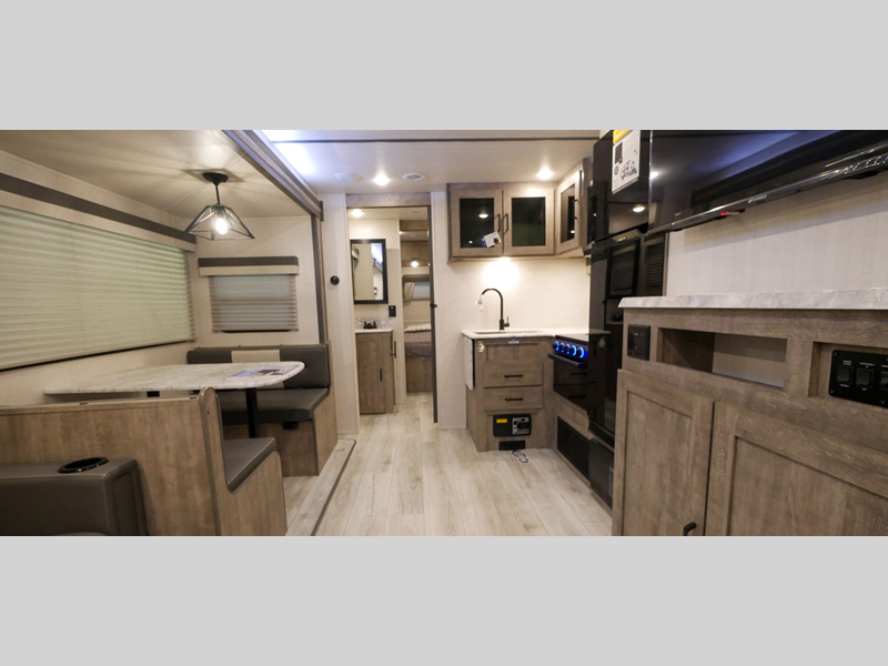 Used 2024 Forest River Surveyor Legend 296QBLE available in Souderton, Pennsylvania