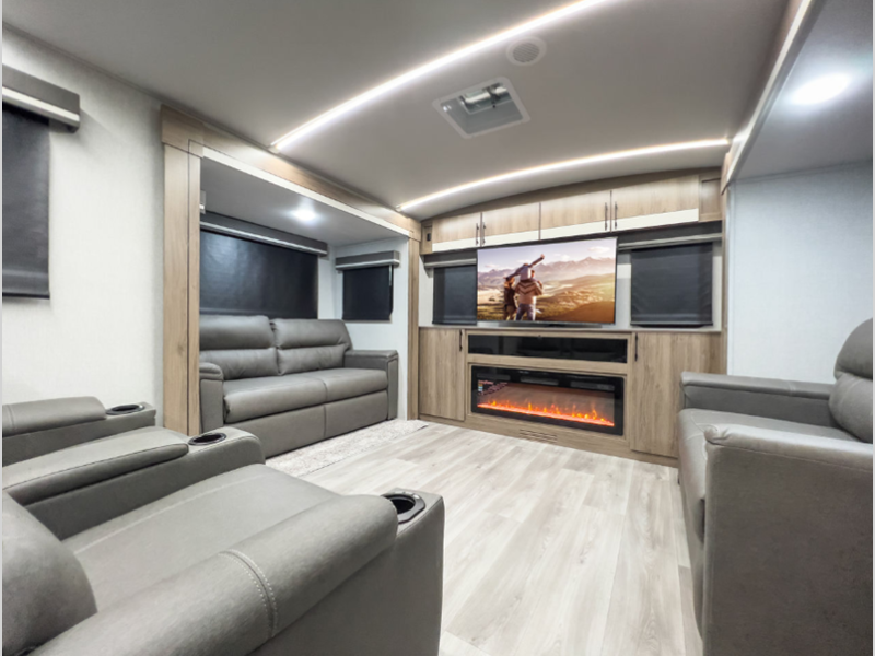 2024 Imagine TRL by Grand Design from Fretz RV in Souderton, Pennsylvania
