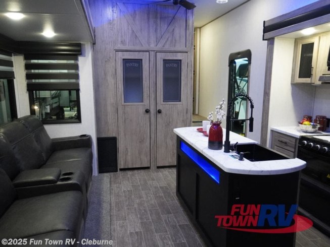 2022 Forest River Cherokee Arctic Wolf Suite 3770 Rv For Sale In Cleburne Tx 76031 174278 Rvusa Com Classifieds
