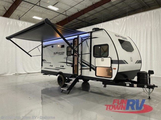 2022 Surveyor Legend 19BHLE by Forest River from Fun Town RV - Cleburne in Cleburne, Texas
