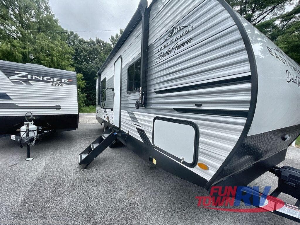 2023 East to West Della Terra 230RB RV for Sale in Cleburne, TX 76031 188881