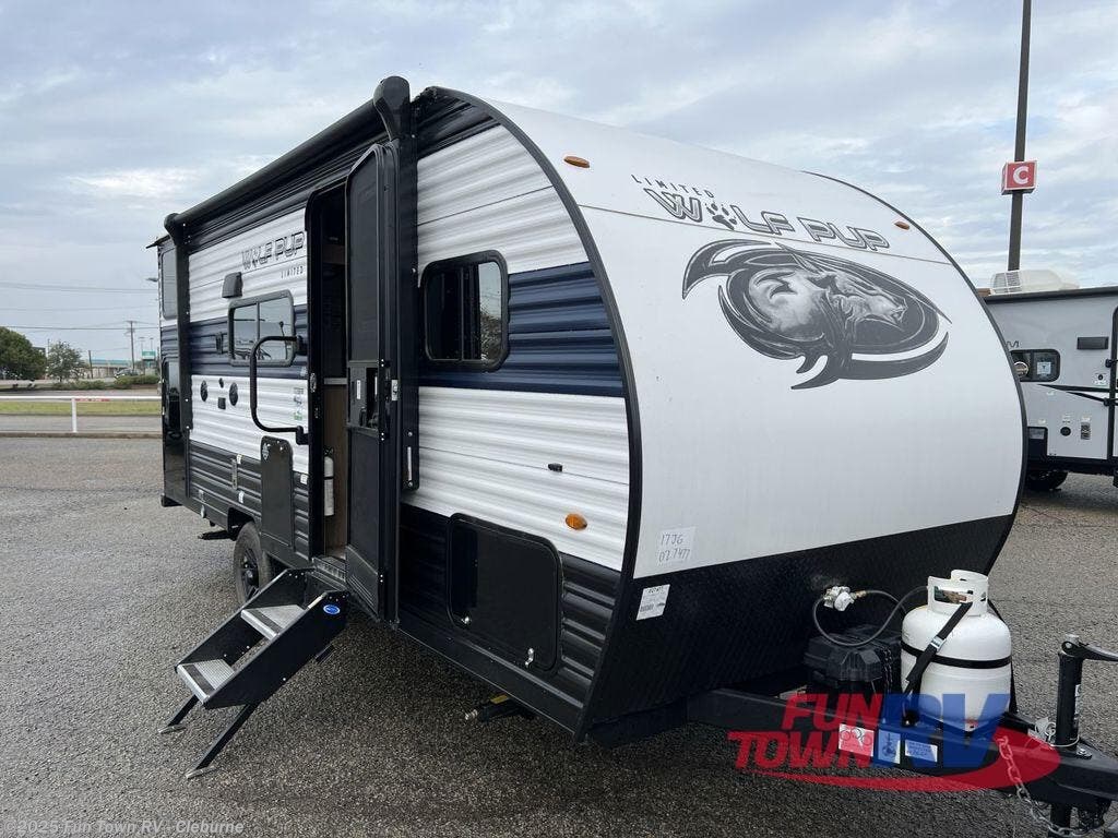 2023 Forest River Cherokee Wolf Pup 17JG RV for Sale in Cleburne, TX