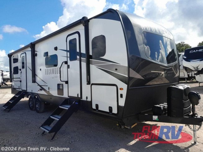 New 2023 Forest River Rockwood Ultra Lite 2706WS available in Cleburne, Texas