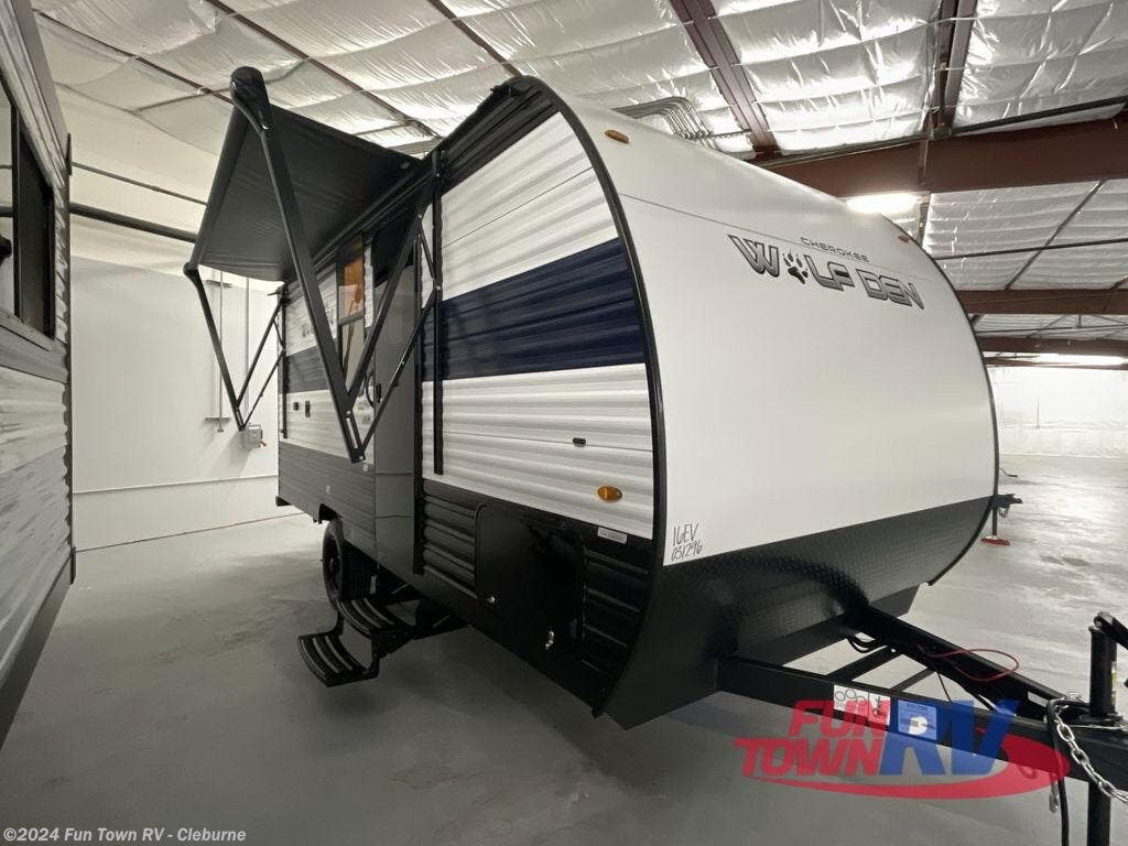 2024 Forest River Cherokee Wolf Den 16EV RV for Sale in Cleburne, TX