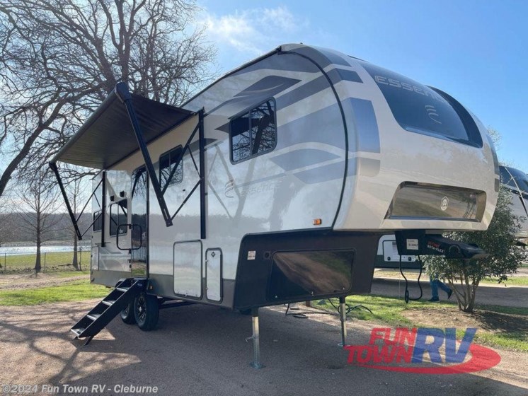 New 2024 Cruiser RV Essence E-25RK available in Cleburne, Texas