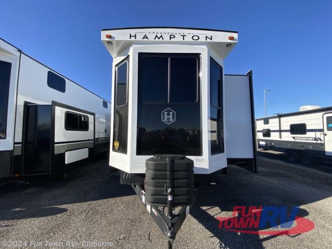 2024 Hampton HP380RKS by CrossRoads from Fun Town RV - Cleburne in Cleburne, Texas