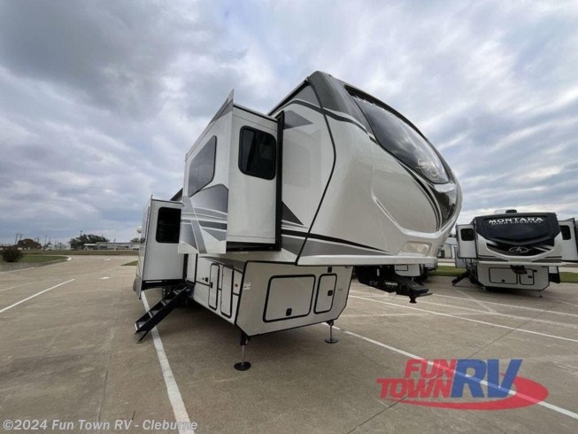 New 2024 Keystone Montana 3761FL available in Cleburne, Texas