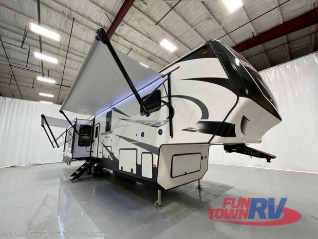 2023 Brookstone 398MBL by Coachmen from Fun Town RV - Cleburne in Cleburne, Texas