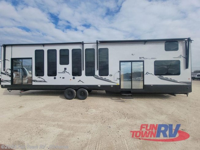 2024 Timberwolf Black Label 39ALBL by Forest River from Fun Town RV - Cleburne in Cleburne, Texas