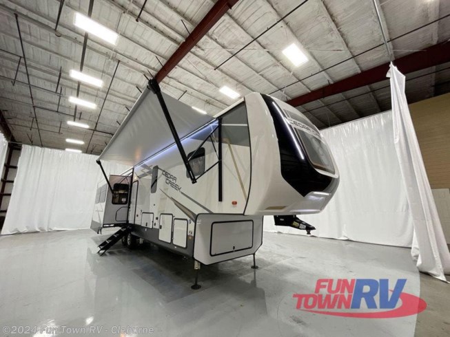 2023 Cedar Creek 377BH by Forest River from Fun Town RV - Cleburne in Cleburne, Texas