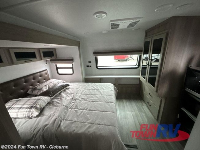 2024 Rockwood Ultra Lite 2911BS by Forest River from Fun Town RV - Cleburne in Cleburne, Texas