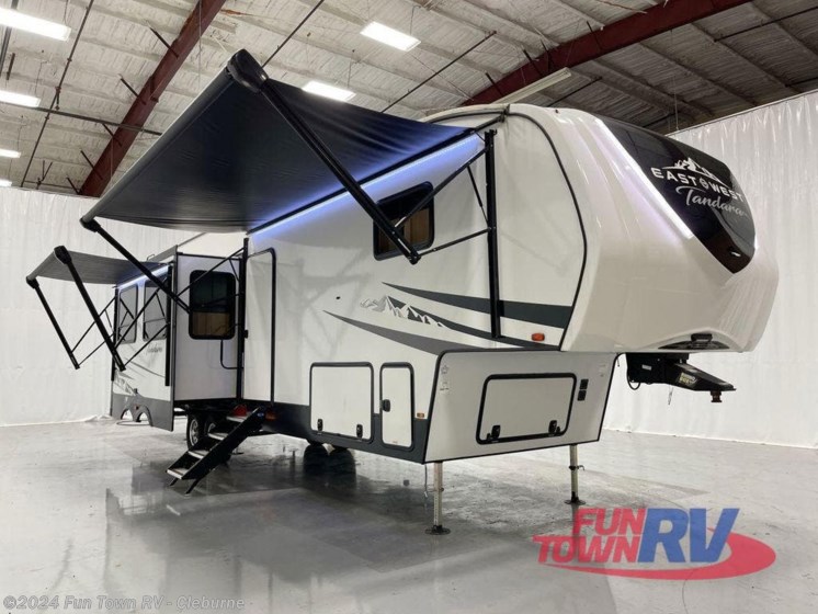 New 2023 East to West Tandara 375BH-OK available in Cleburne, Texas