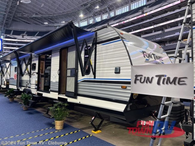 2024 Fun Time 390JM by CrossRoads from Fun Town RV - Cleburne in Cleburne, Texas