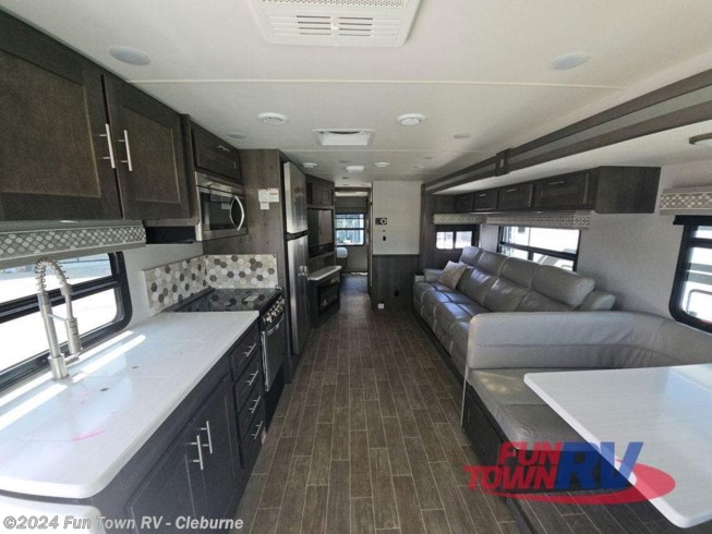 2021 Georgetown 5 Series 31L5 by Forest River from Fun Town RV - Cleburne in Cleburne, Texas