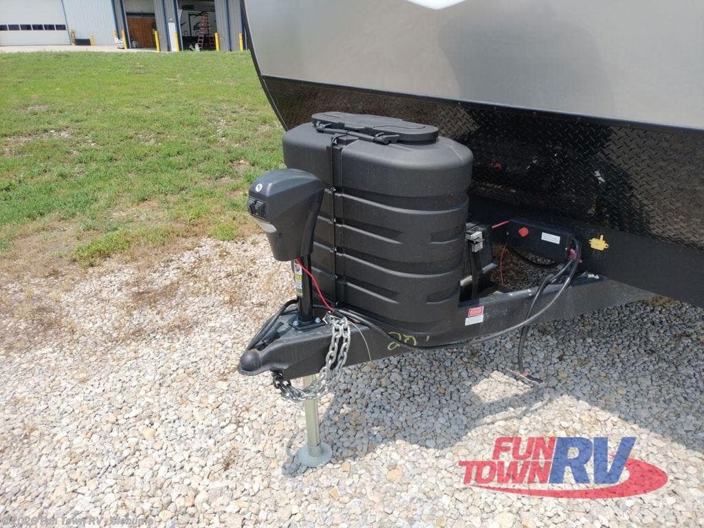 2024 Keystone Raptor Carbon Series 32 #E10574 - For Sale in Cleburne, TX