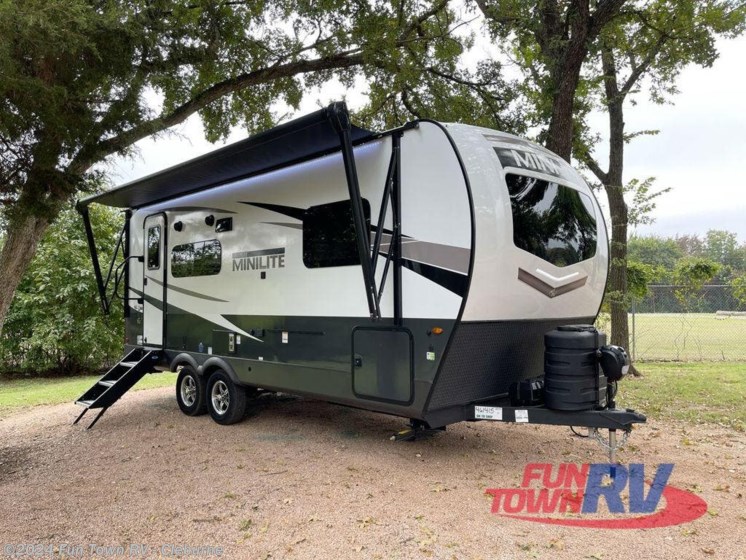 New 2025 Forest River Rockwood Mini Lite 2205S available in Cleburne, Texas