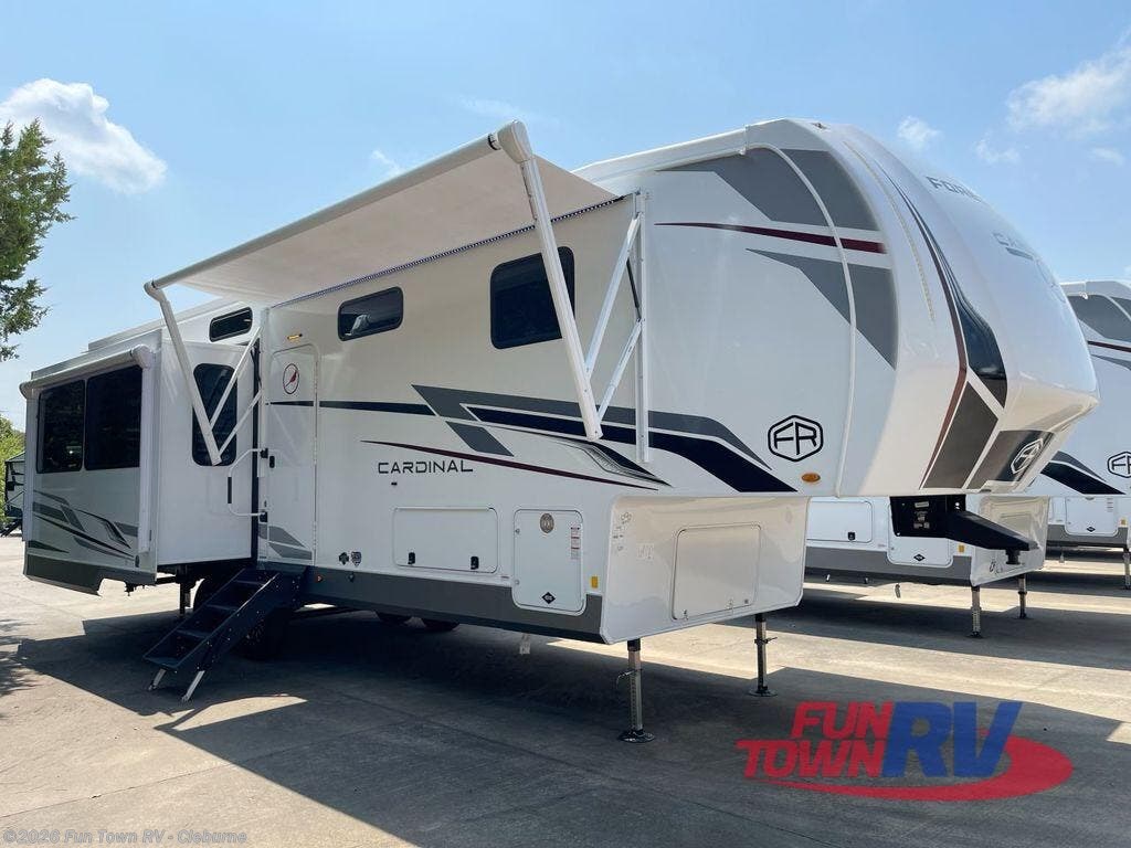 2026 Forest River Cardinal 32LIVE RV for Sale in Cleburne, TX 76031 ...