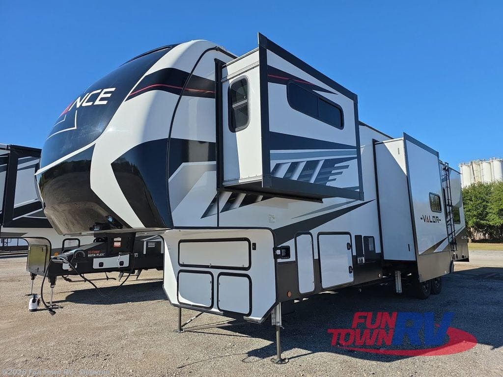 Fun Town Rv 2022 Alliance RV Valor 36V11 RV for Sale in Cleburne, TX 76031 ...