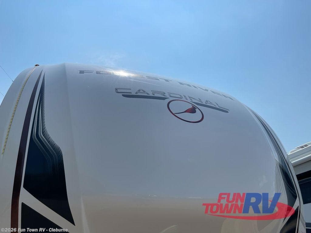 2026 Cardinal 32LIVE by Forest River from Fun Town RV - Cleburne in Cleburne, Texas